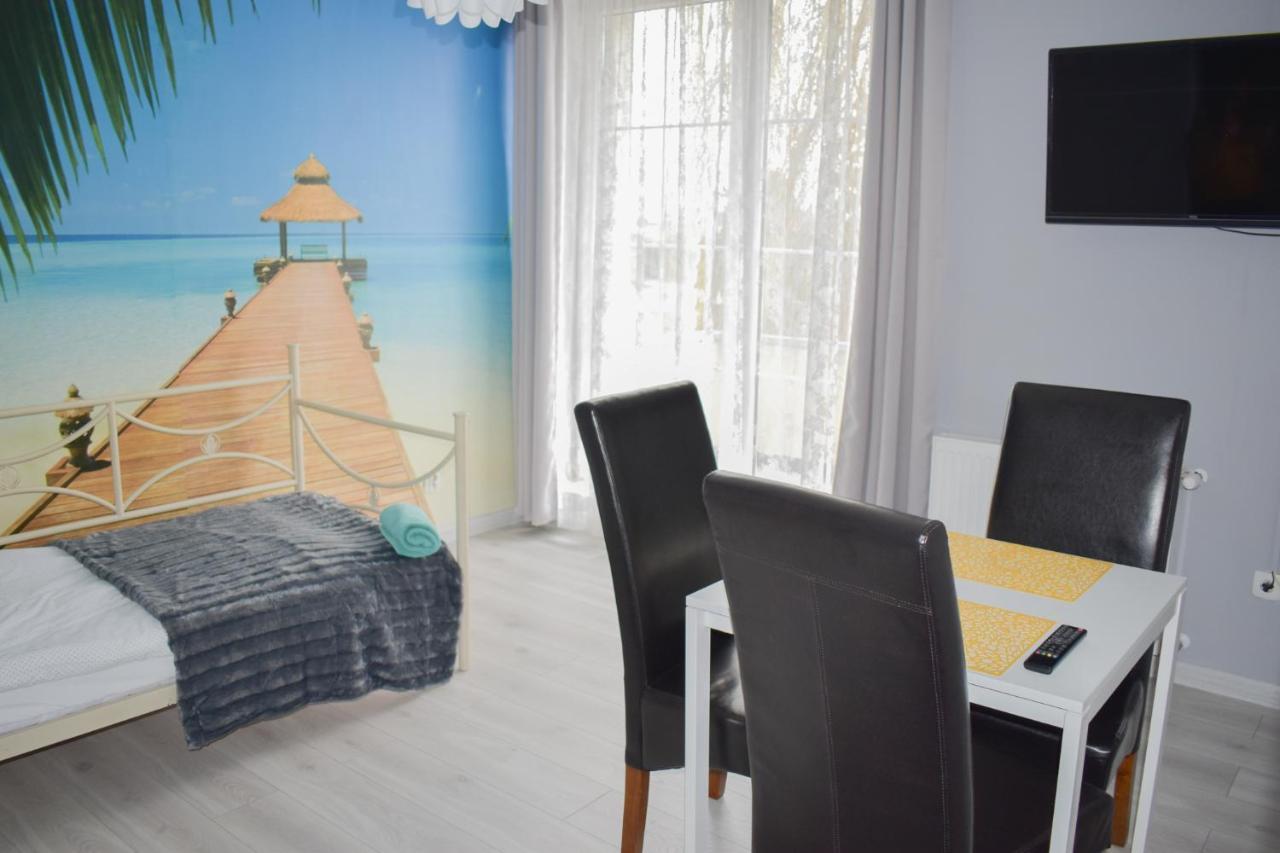 Hostel Przed Switem Gorzów Wielkopolski Exteriör bild